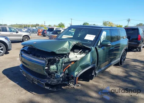 2025 Rivian R1S Adventure Dual Motor Large Pack/Adventure Dual Motor Max Pack z USA, uszkodzony, nr VIN 7PDSGBBAXSN063787